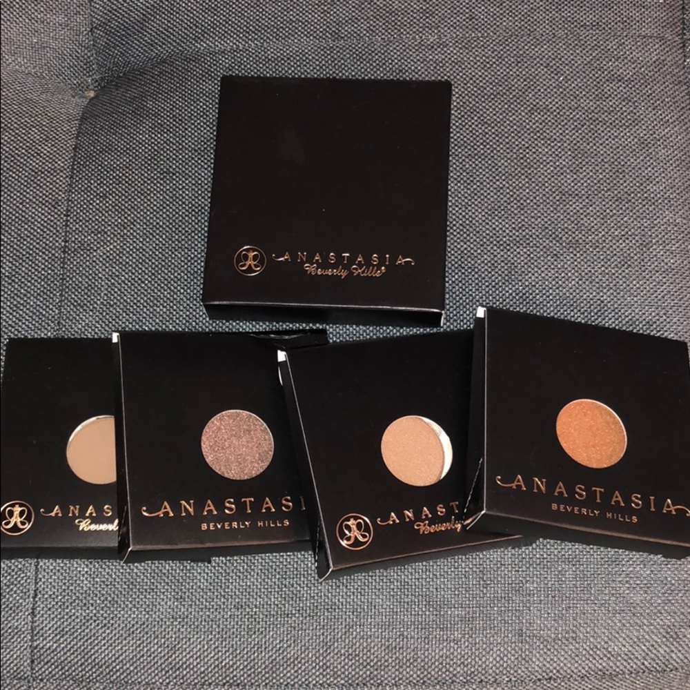 NWT! ABH 4 Singles and Magnetic Quad Well !